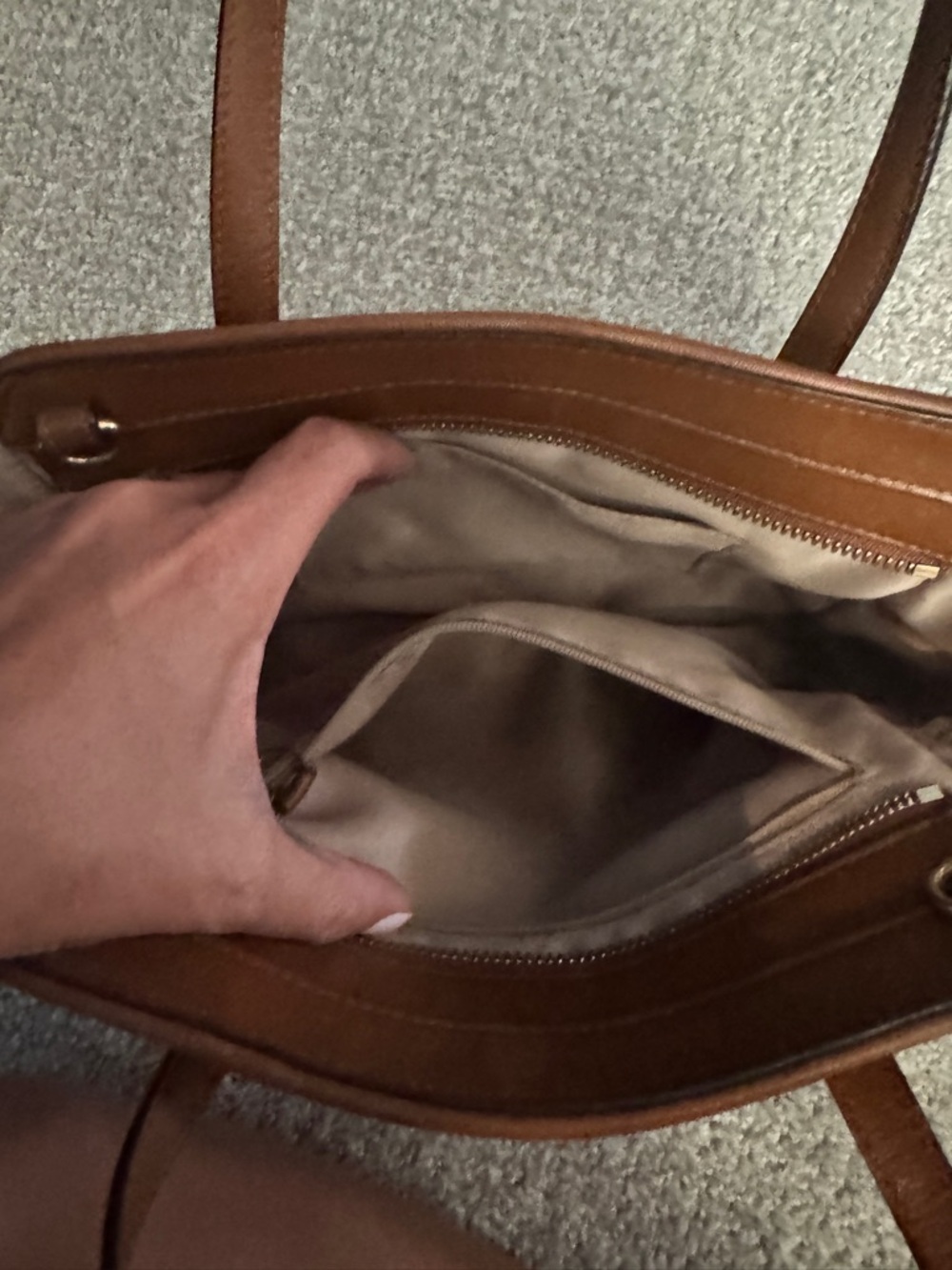 Coach Taylor Bette Mini Tote – Smooth Leather Structured Bag - Picture 6 of 9